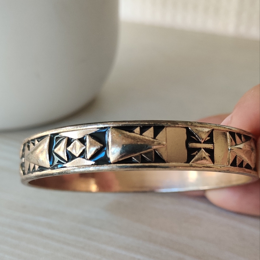 South Western Stamp Design Gold Tone Bangle Bracelet 8" Circumference